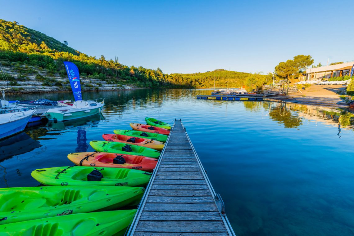 I laghi del Verdon : Il lago di Esparron-de-Verdon ©T. Verneuil