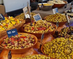 mercati nelle Alpes de Haute Provence