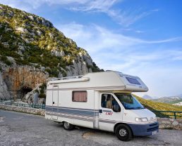 Camping-car dans le Verdon ©creative commons CC0