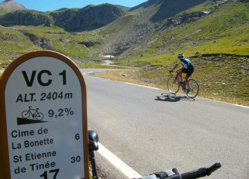 In bici nella valle dell'Ubaye valico della Bonette